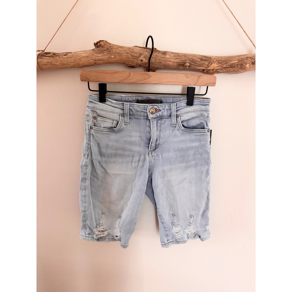Joes Jeans The Finn Mid Rise Bermuda Short Light Wash Distressed Blue W24 NEW